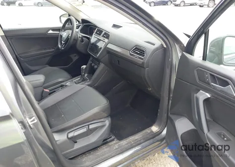 2019 Volkswagen Tiguan 2.0T Se/2.0T Sel/2.0T Sel R-Line/2.0T Sel R-Line Black из США, поврежденный, VIN 3VV3B7AX9KM077656